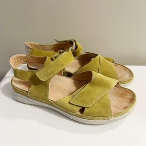 Hartjes Velour Breeze Sandals in Cedro Sahara Green Size 41